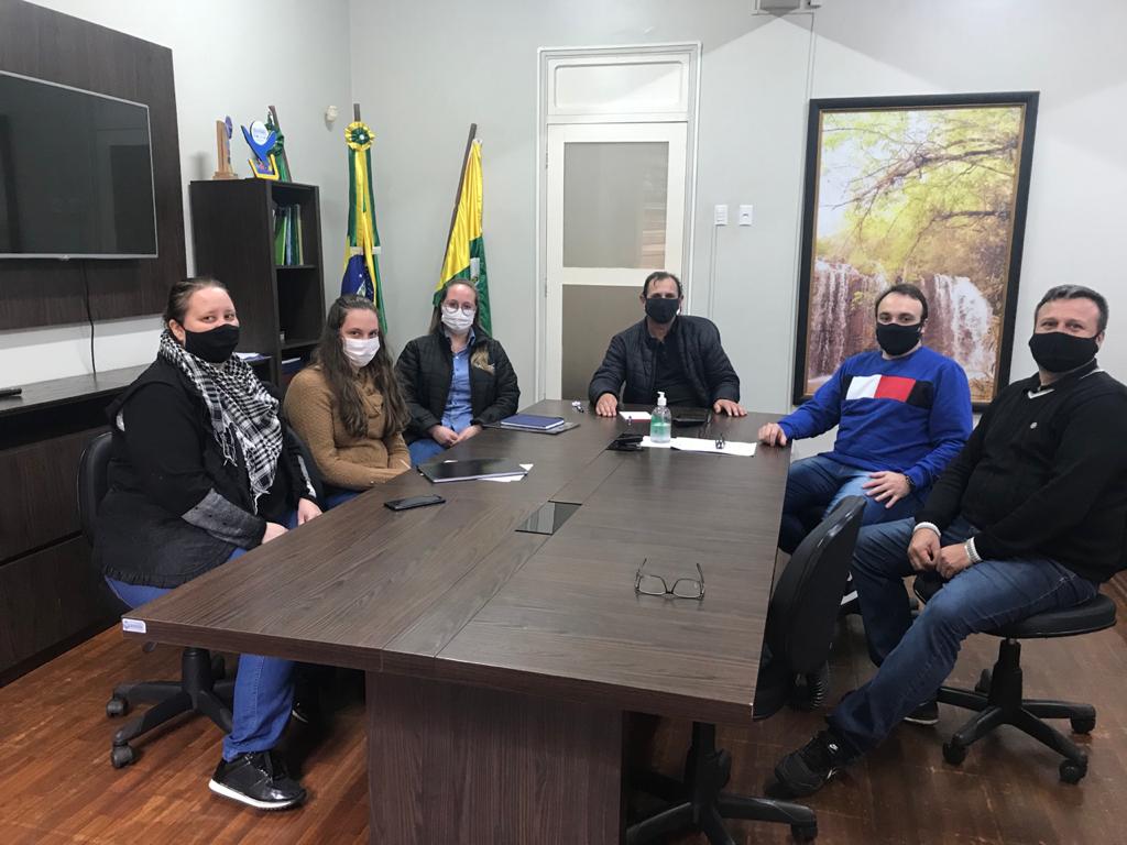 Governo Municipal estuda medidas de atendimento local para animais em situação de vulnerabilidade.